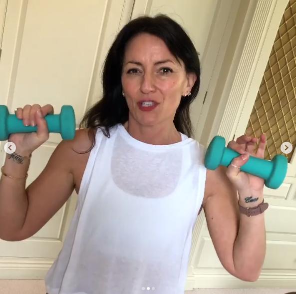 nguoi phu nu 52 tuoi co co bung anh 3