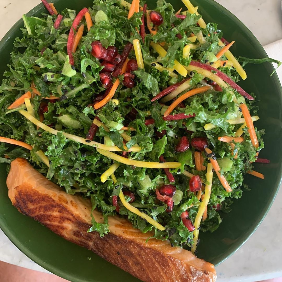 người phụ nữ 52 tuổi có cơ bụng ảnh 4 nguoi phu nu 52 tuoi co co bung anh 4