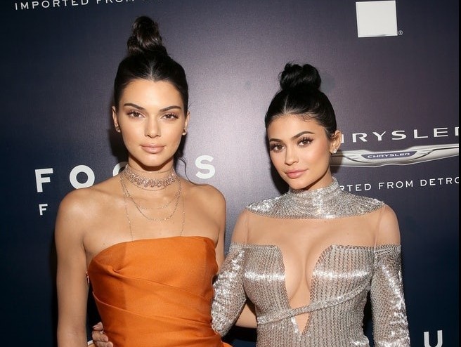 chi em jenner lam dep anh 8