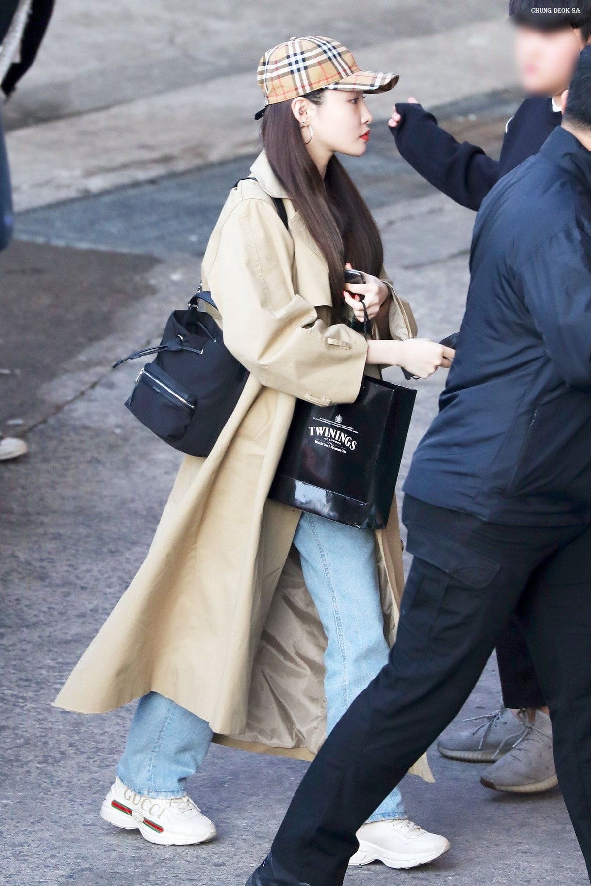 cach dien do dep nhu Chungha anh 5