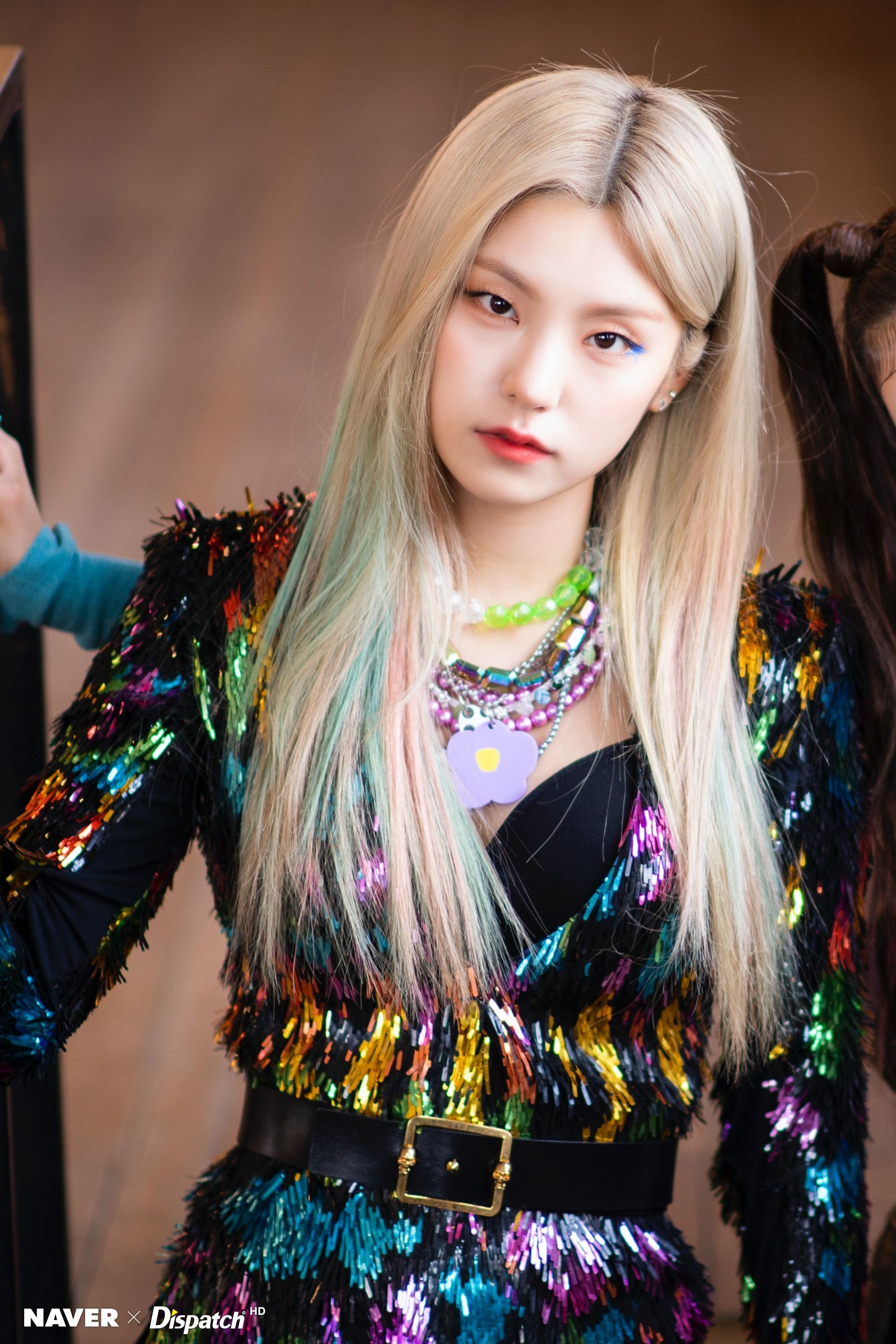 phong cach trang diem cua Jennie anh 8