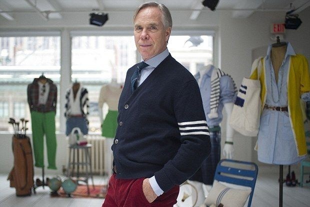 Tommy Hilfiger thich lam nhac si hon nha thiet ke hinh anh