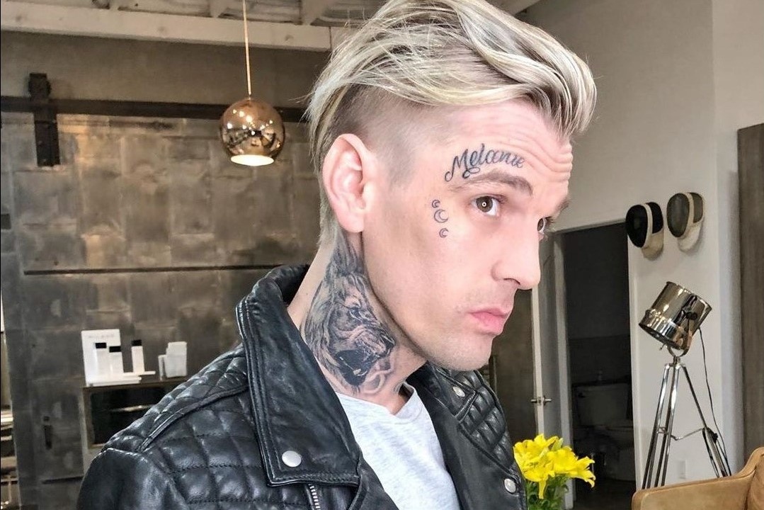 8 y tuong xam hinh tren mat cho nam gioi hinh anh