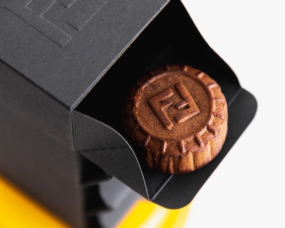 banh trung thu cua thuong hieu thoi trang anh 9