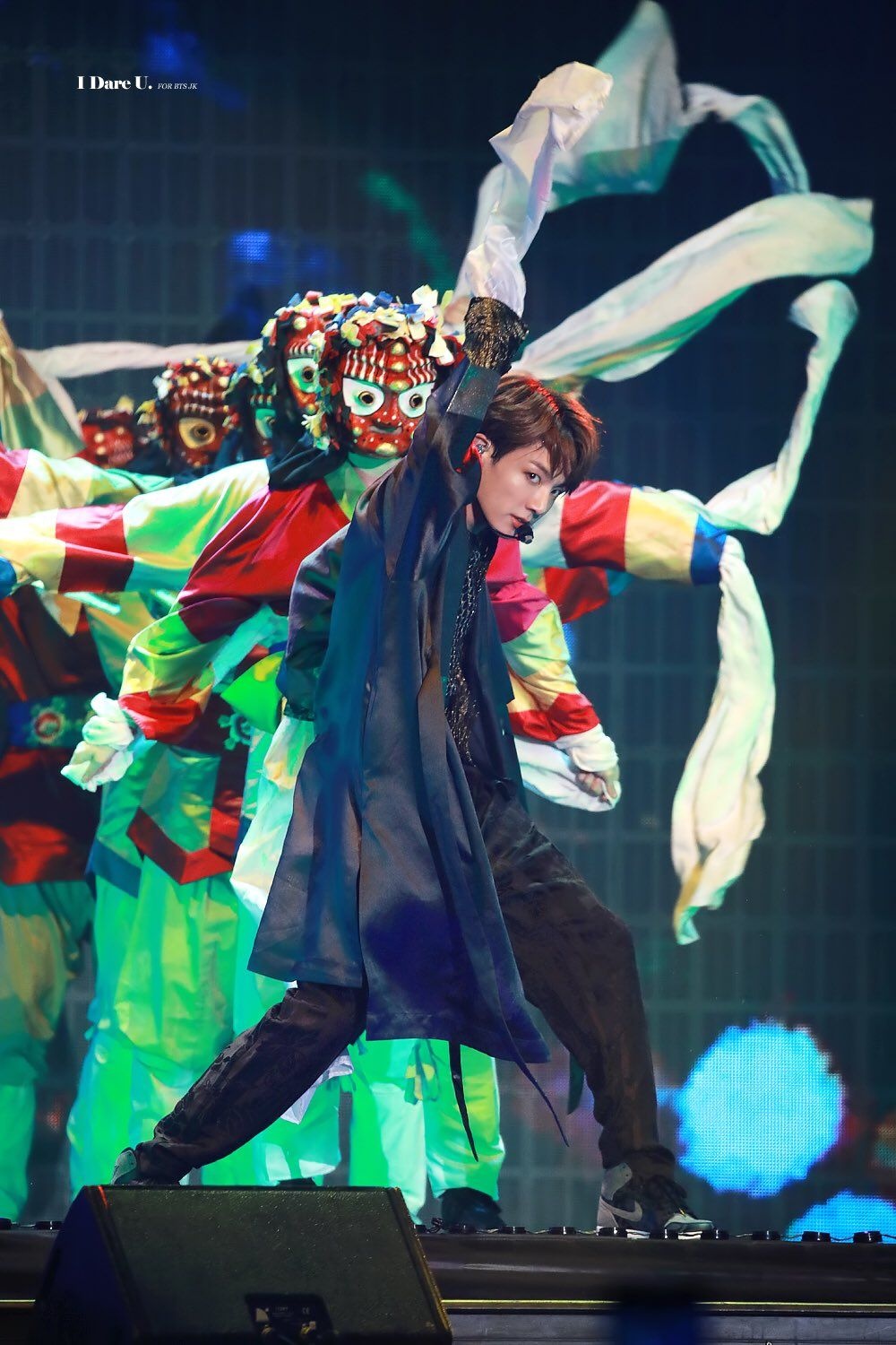 BTS mac hanbok anh 7