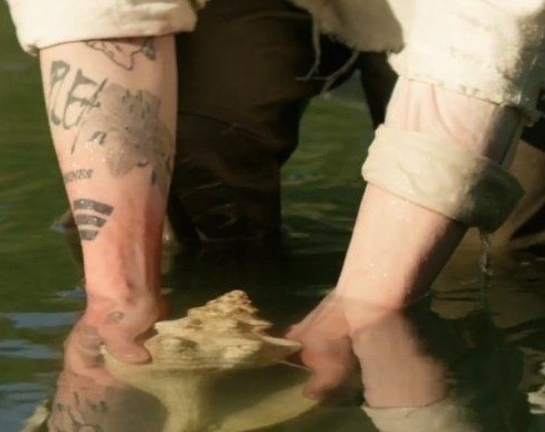 hình xăm của Jungkook ảnh 4 hinh xam cua Jungkook anh 4