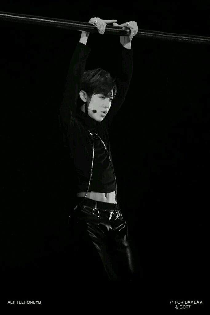 sao nam Hàn mặc crop top ảnh 1 sao nam Han mac crop top anh 1