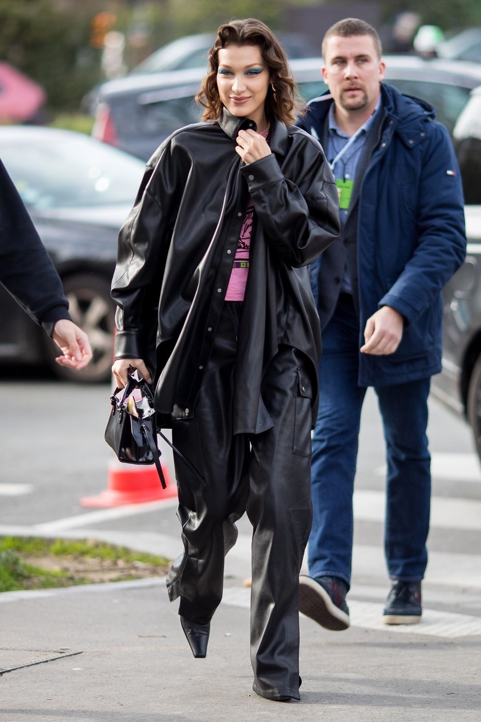 bella hadid phong cach street style anh 5
