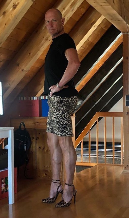 người đàn ông mặc váy ảnh 8 nguoi dan ong mac vay anh 8