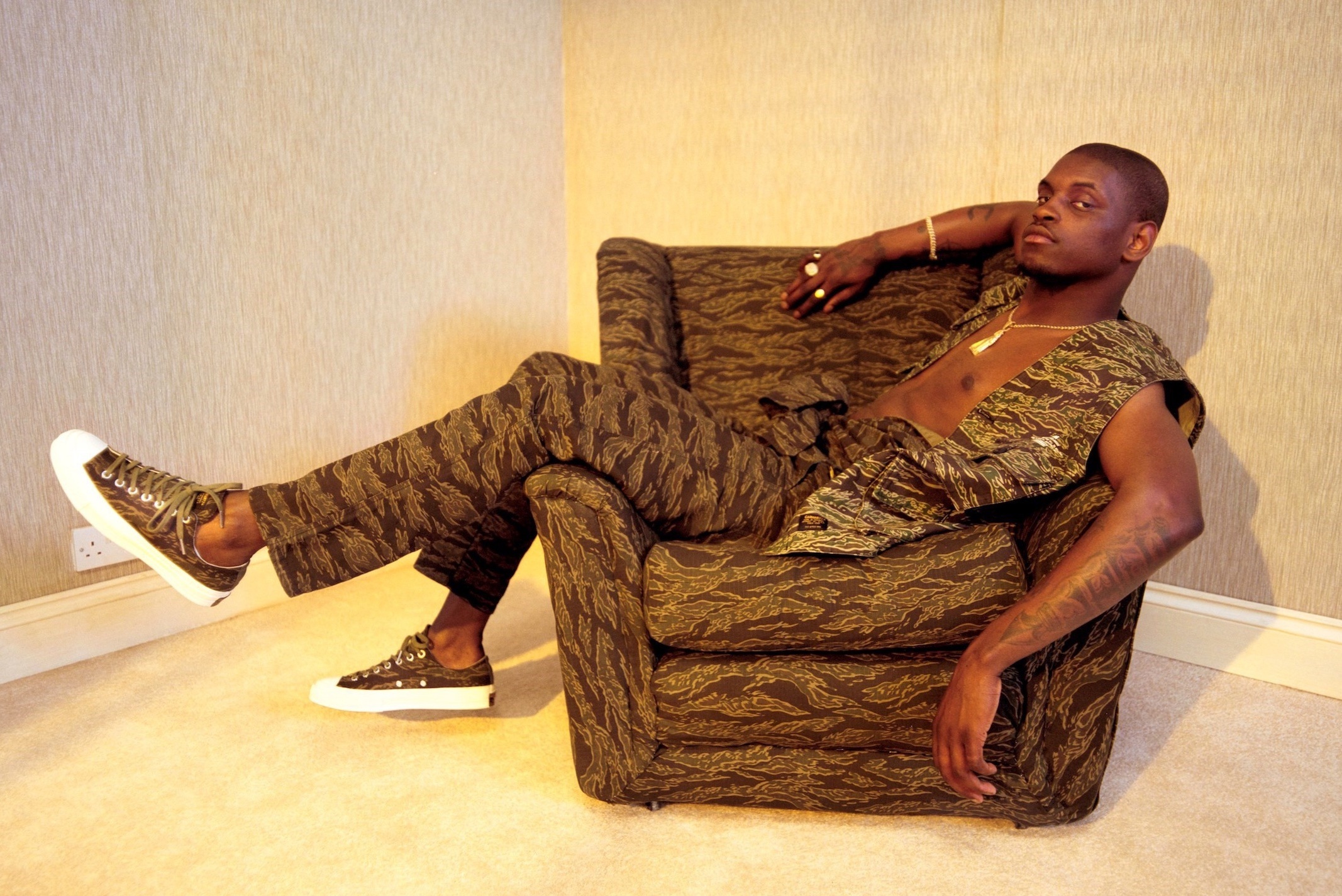 ASAP Nast luon dien do Prada tu khi con nho hinh anh