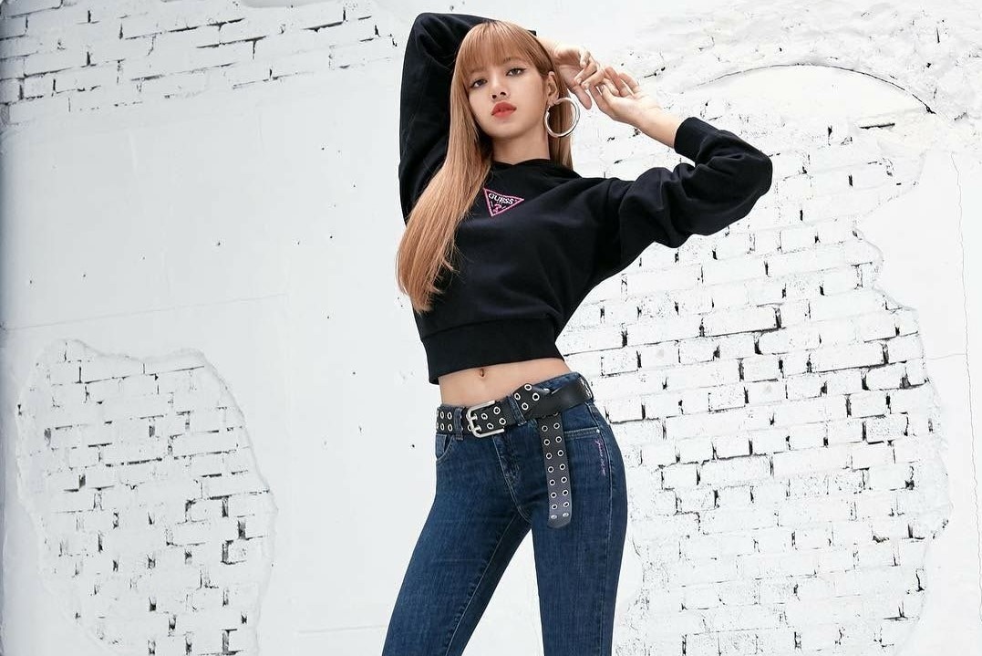 Cach chon quan jeans khong can thu hinh anh