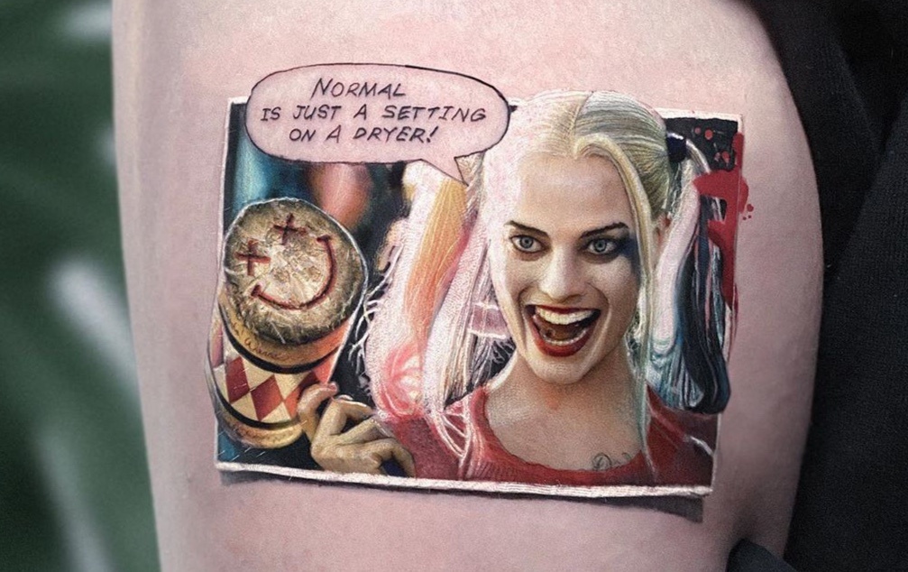 Nghe si co tai xam hinh song dong nhu that hinh anh