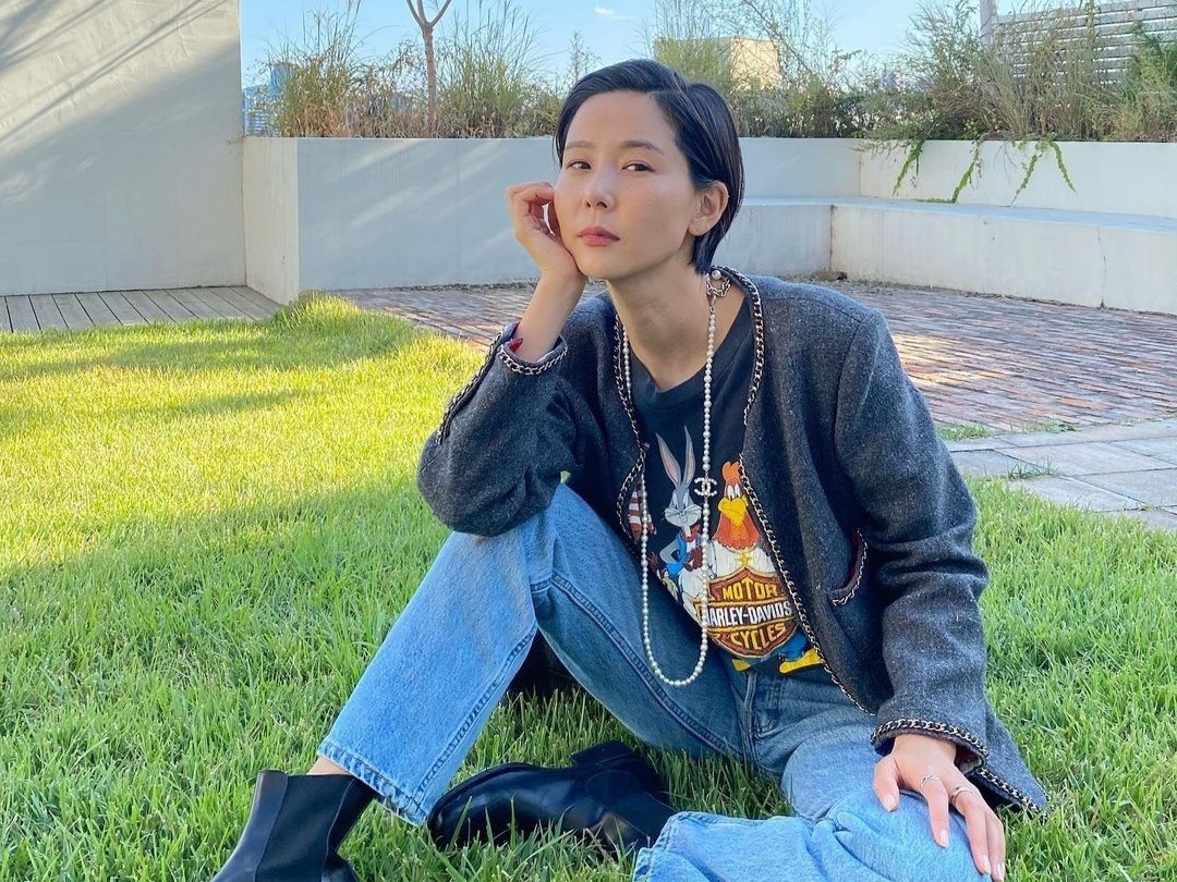 sao han deo trang suc anh 6