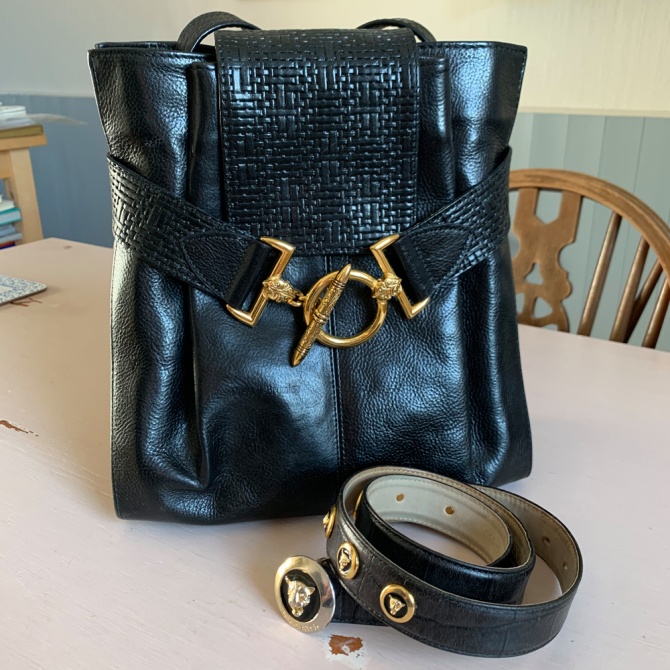 cô dâu mặc váy second hand ảnh 3 co dau mac vay second hand anh 3