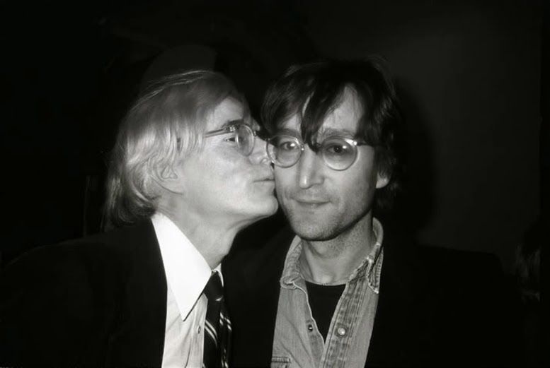 Dong ho cua John Lennon va Andy Warhol se co gia 40.000 USD? hinh anh