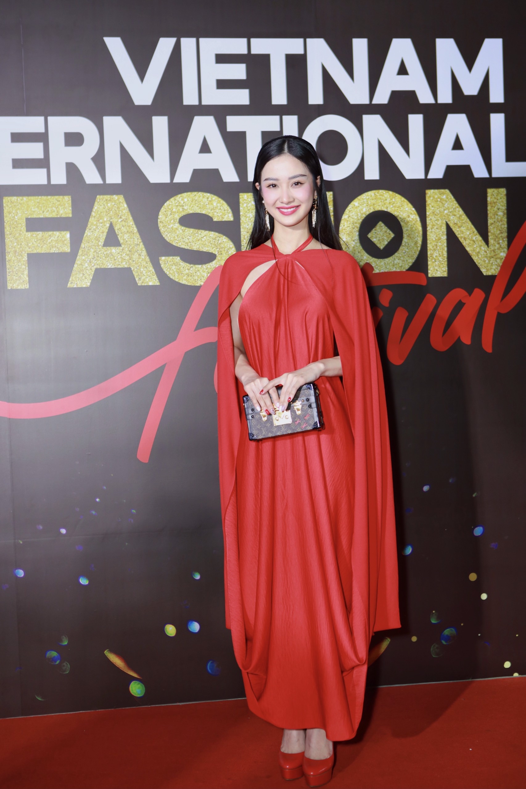 Vietnam International Fashion Festival 2020 anh 5