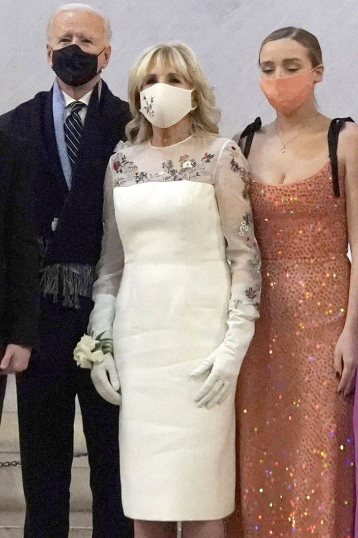 trang phục của jill biden ảnh 1 trang phuc cua jill biden anh 1