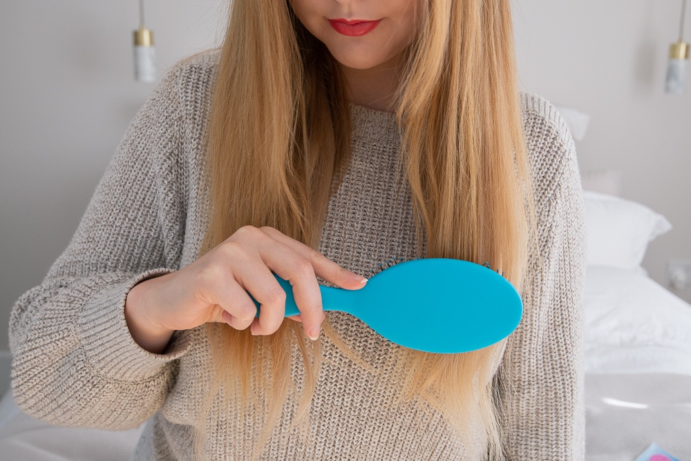 co nen chai toc thuong xuyen anh 4