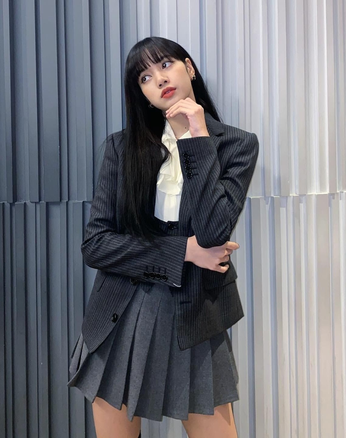 kieu toc cua Lisa anh 16