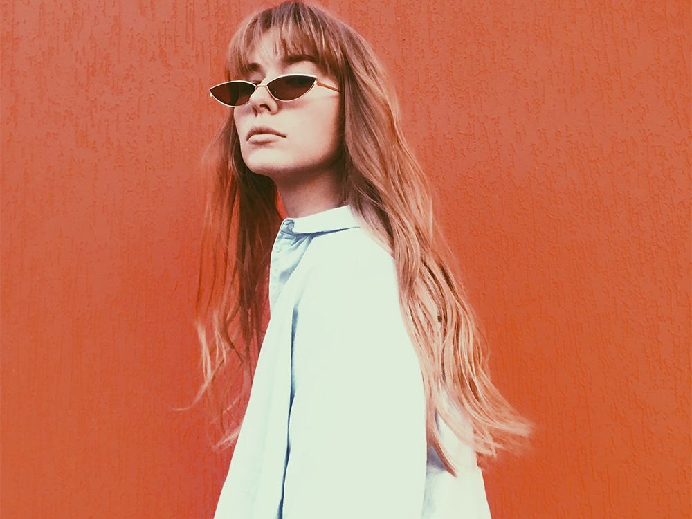 kieu toc khien ban gia truoc tuoi anh 1