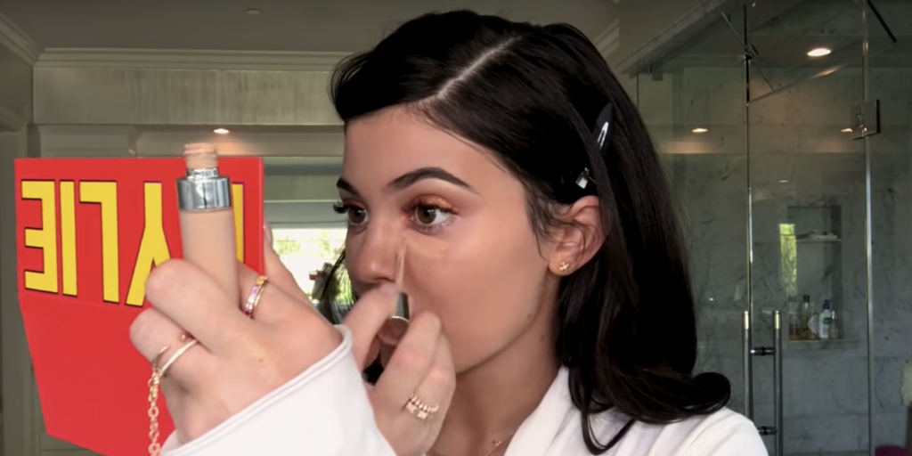 cách nhận biết đồ makeup còn dùng được ảnh 4 cach nhan biet do makeup con dung duoc anh 4