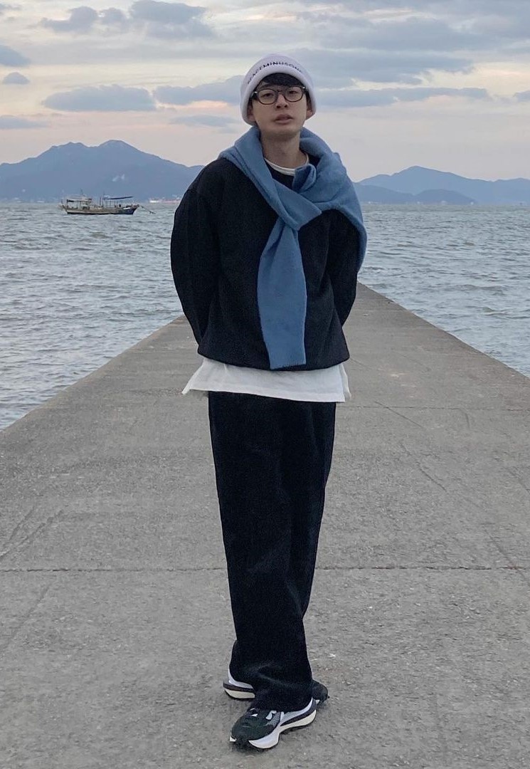 phoi sneaker nam anh 4