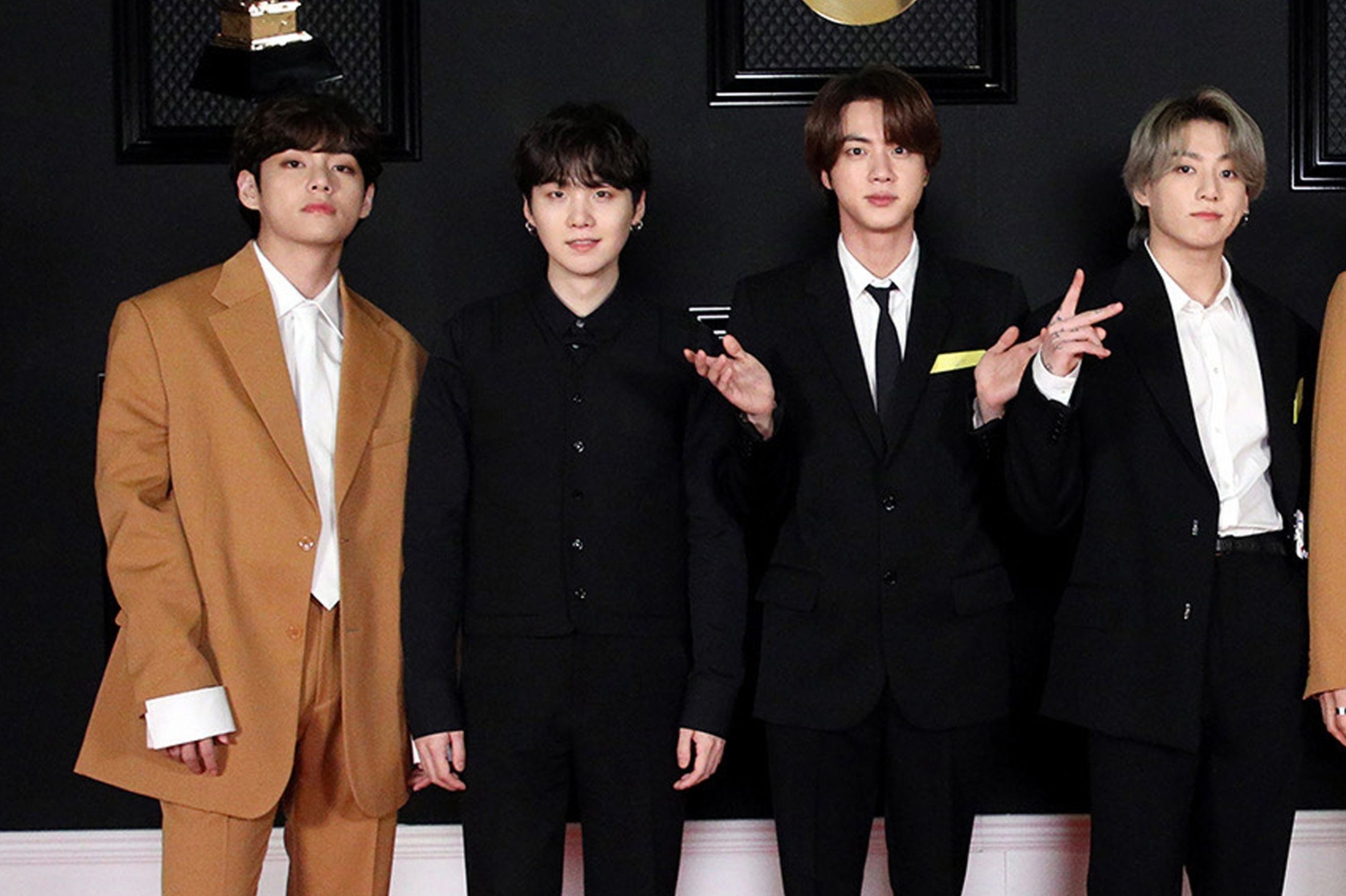 BTS tro thanh dai su thuong hieu cua Louis Vuitton hinh anh