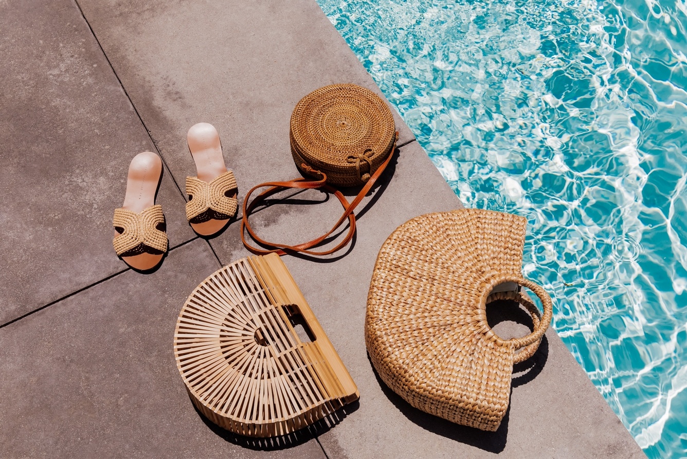 nhung mon do can co khi di du lich anh 13