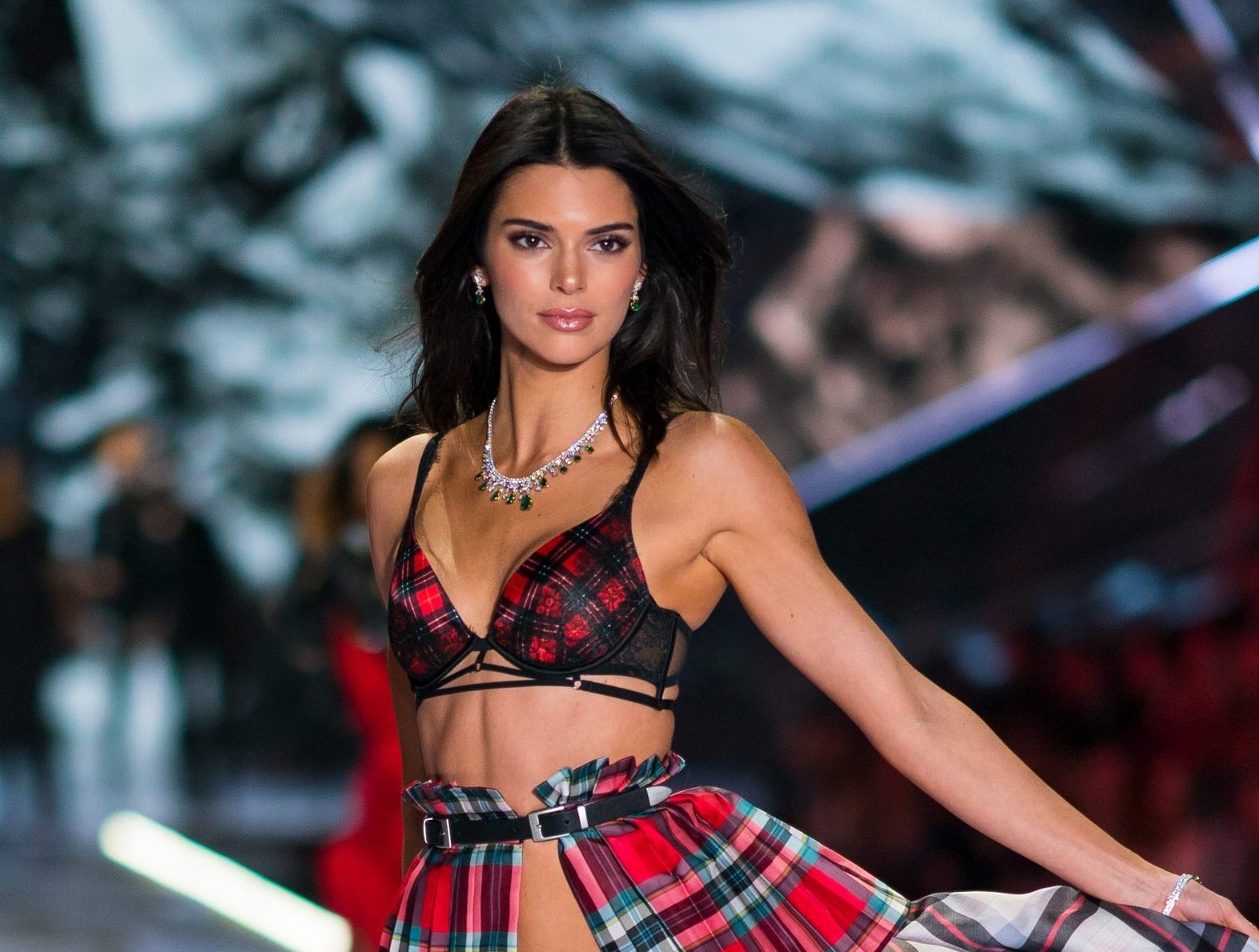 nguoi mau luong cao nhat the gioi anh 10