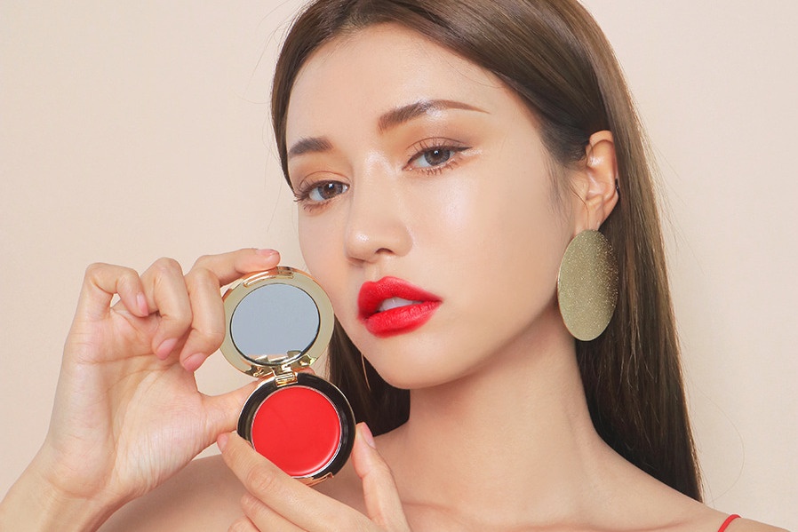 Han su dung cua cac loai my pham hinh anh