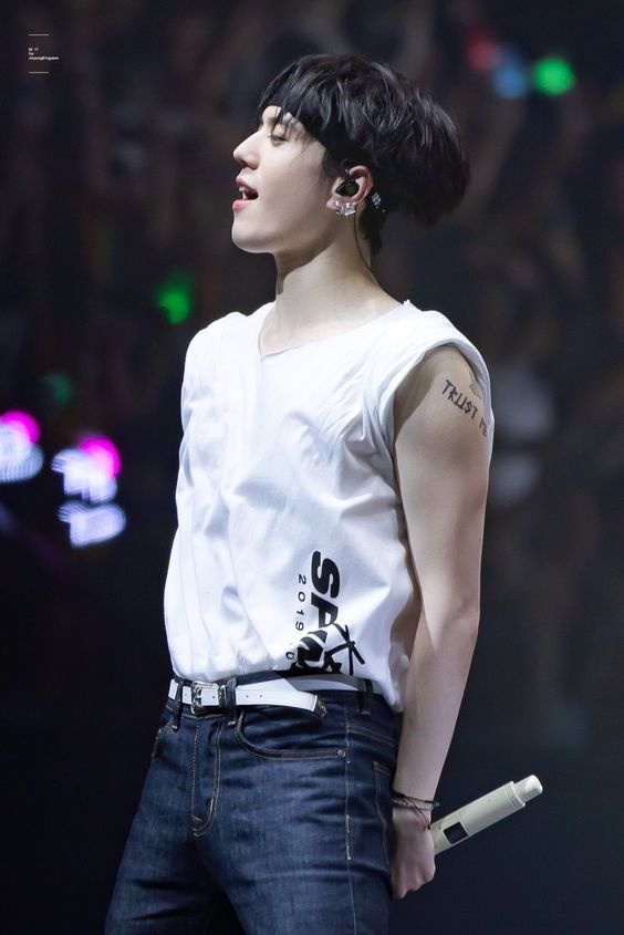 hình xăm sao hàn ảnh 8 hinh xam sao han anh 8