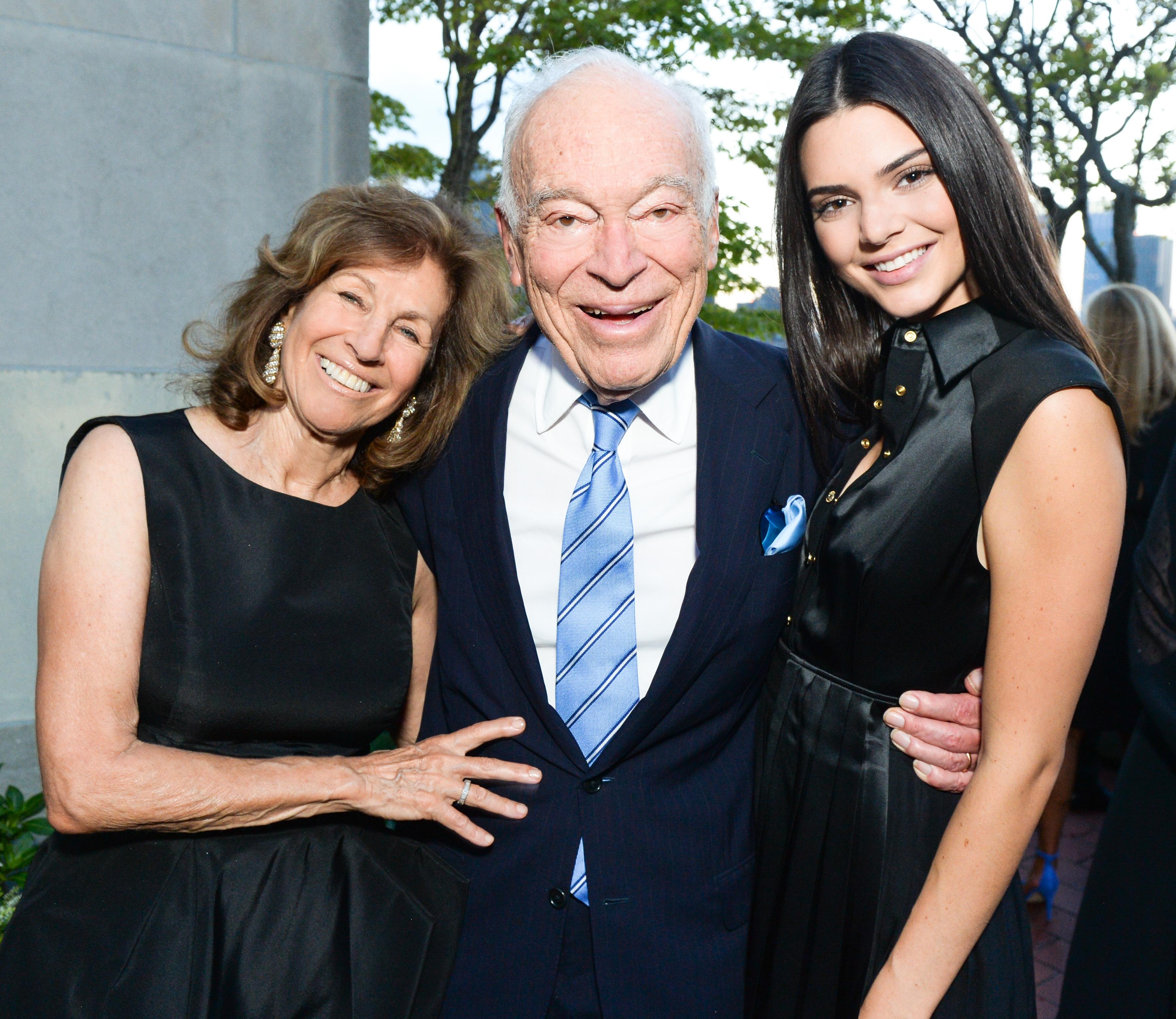 ty phu thoi trang giau nhat the gioi anh 5