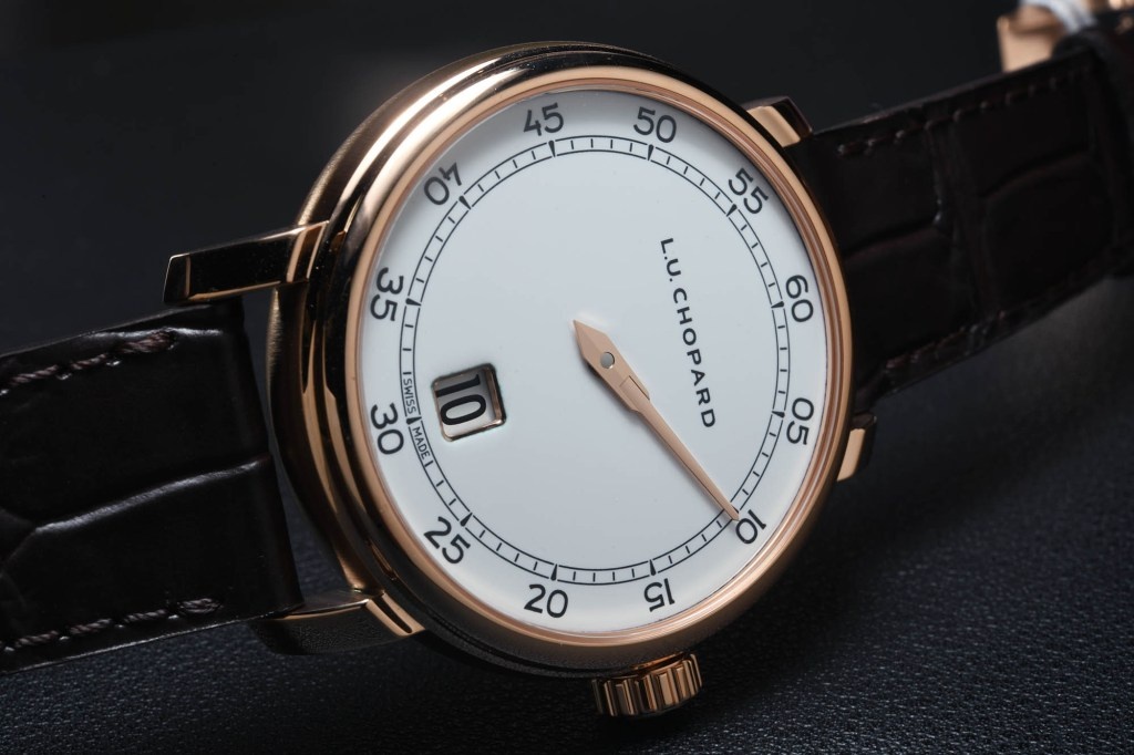 dong ho co dien anh 4