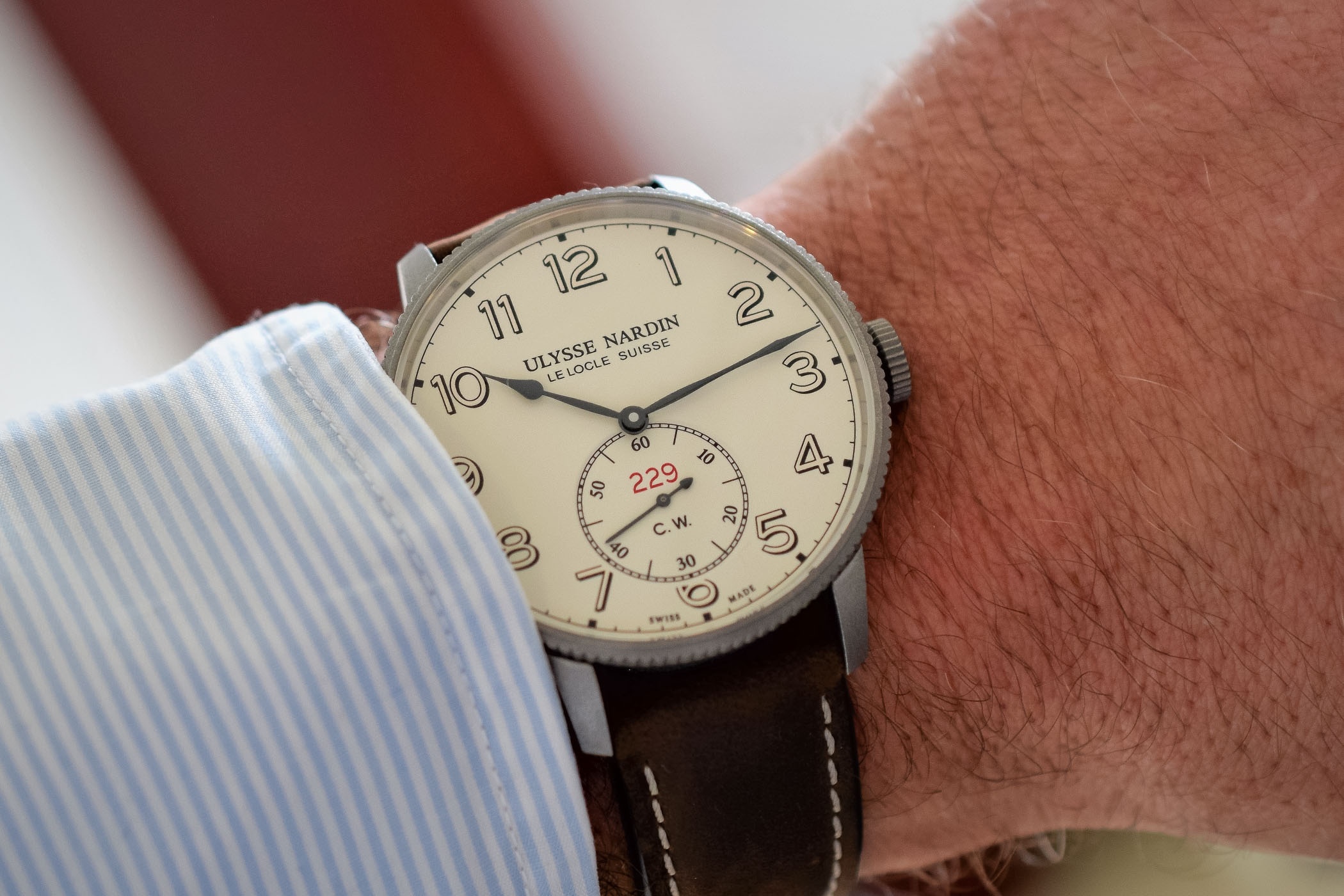 dong ho co dien anh 1