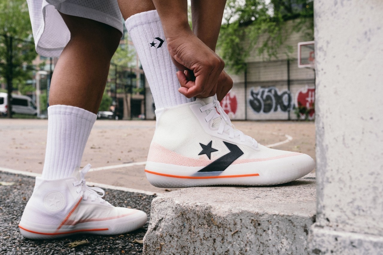 dinh gia thi truong giay the thao anh 5