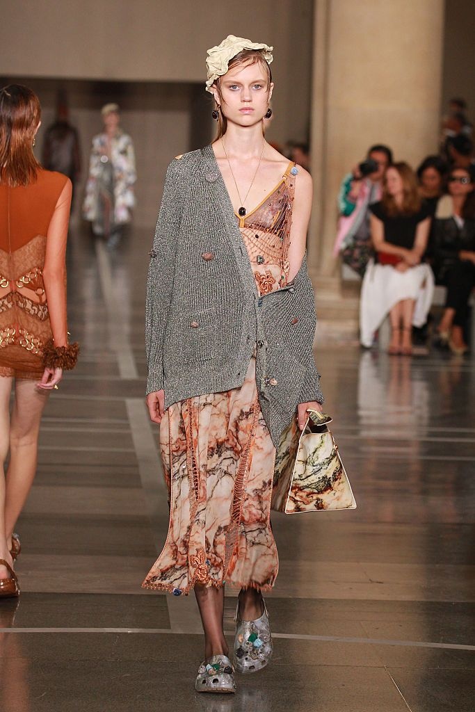 nhung ban ket hop tot nhat cua crocs anh 14