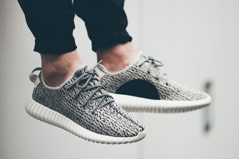 Nhung doi giay the thao thay doi thi truong hinh anh