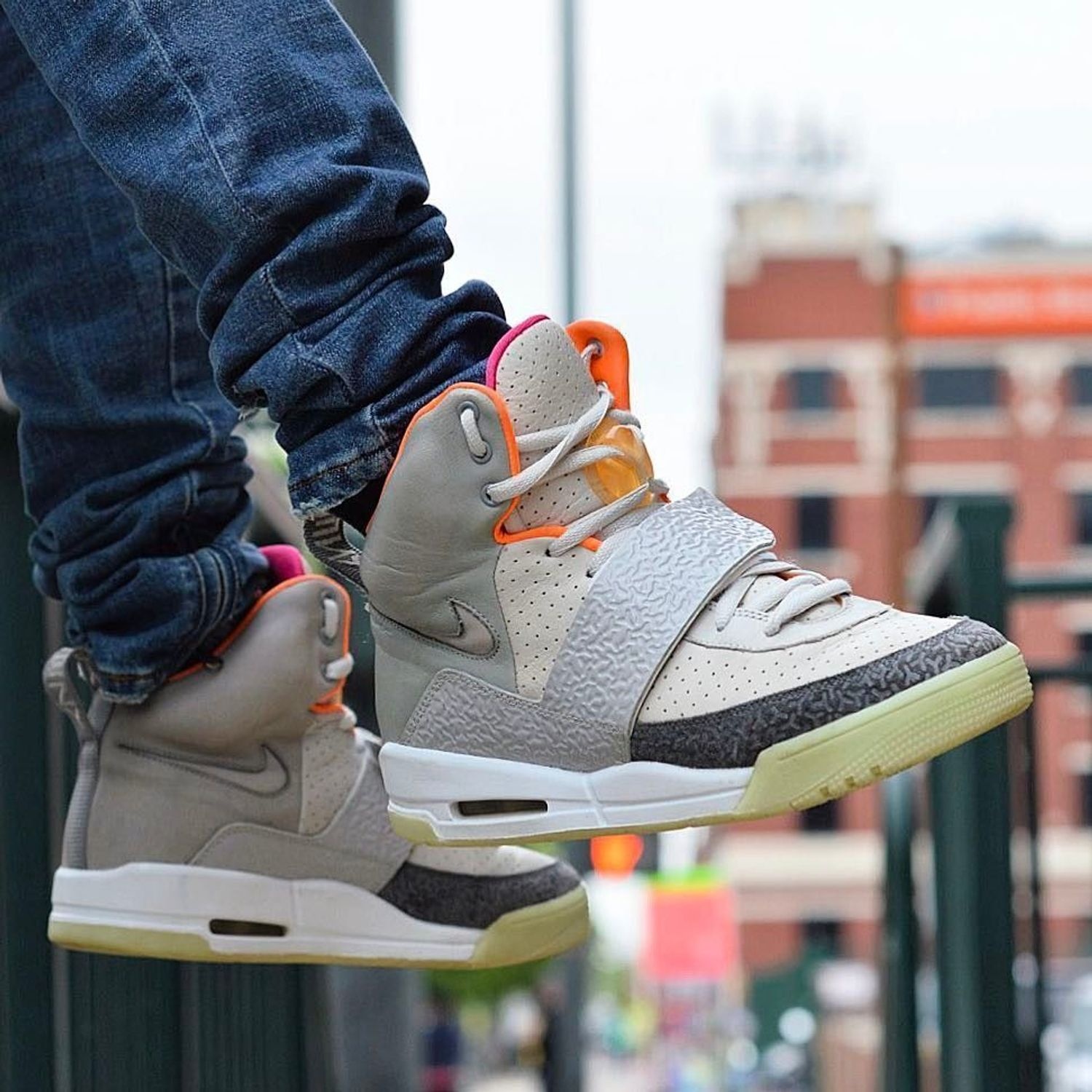 nhung doi yeezy dat va hiem nhat anh 3