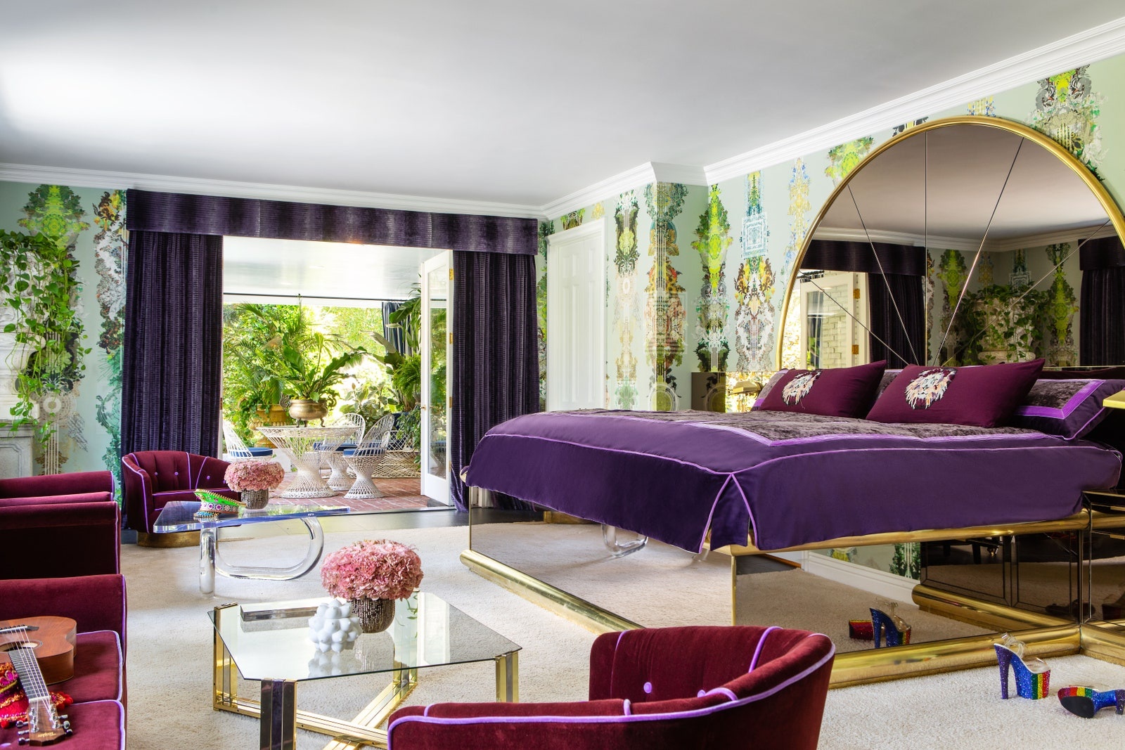 ben trong biet thu cua Cara Delevingne anh 4