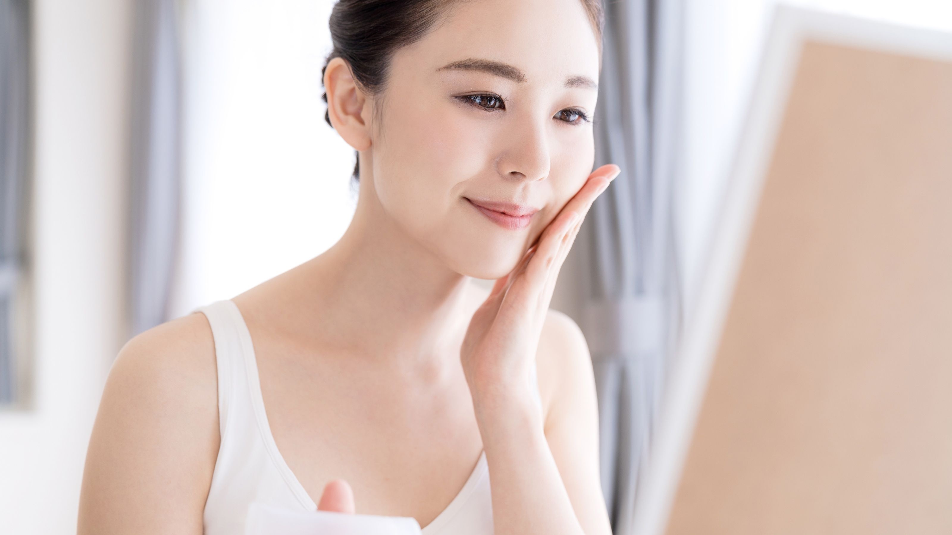 cách giữ kem nền lâu trôi ngày hè ảnh 1 cach giu kem nen lau troi ngay he anh 1