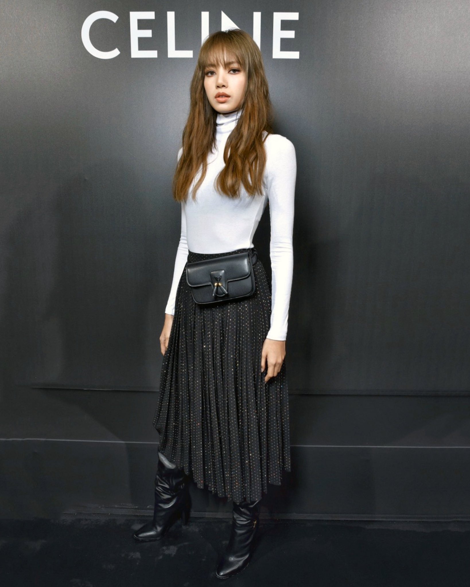 lisa làm giám khảo lễ trao giải thời trang ảnh 3 lisa lam giam khao le trao giai thoi trang anh 3