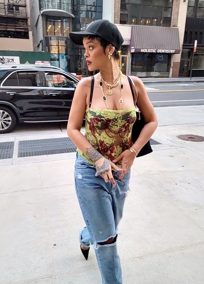 thời trang đường phố của rihanna ảnh 4 thoi trang duong pho cua rihanna anh 4