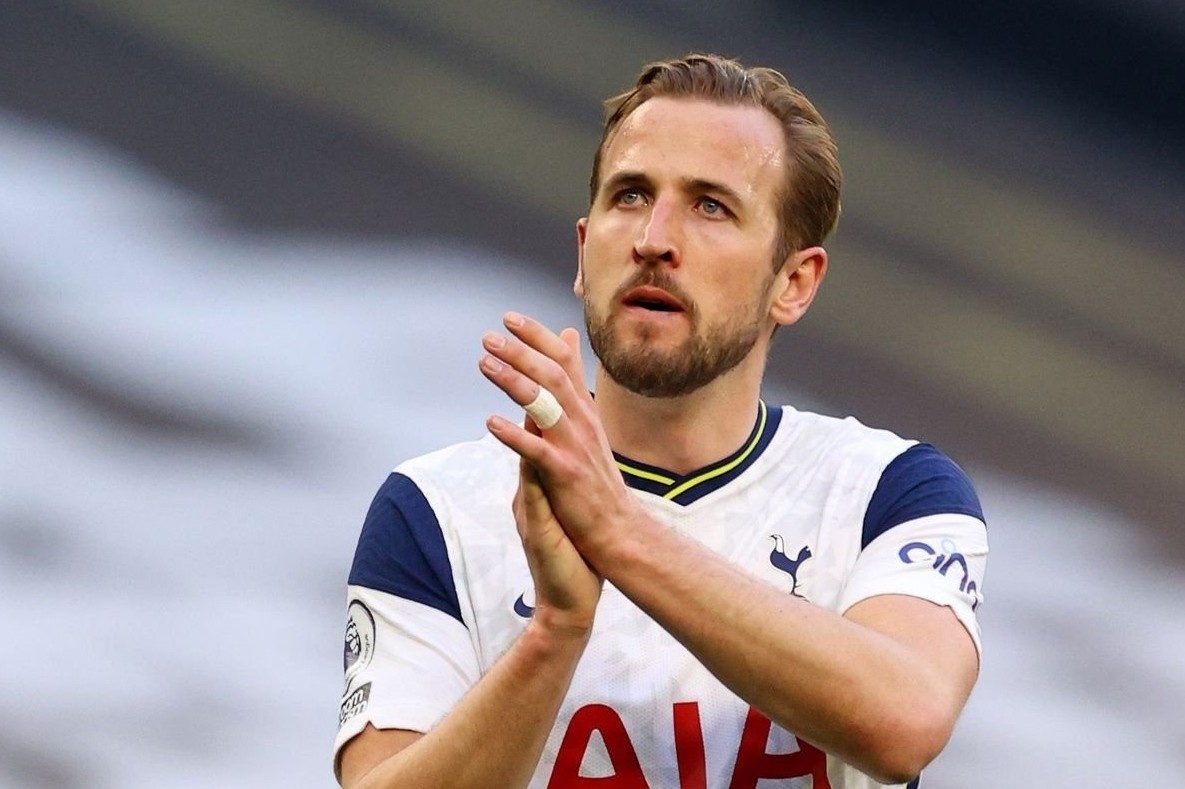 Harry Kane va dan cau thu deo dong ho dat do hinh anh