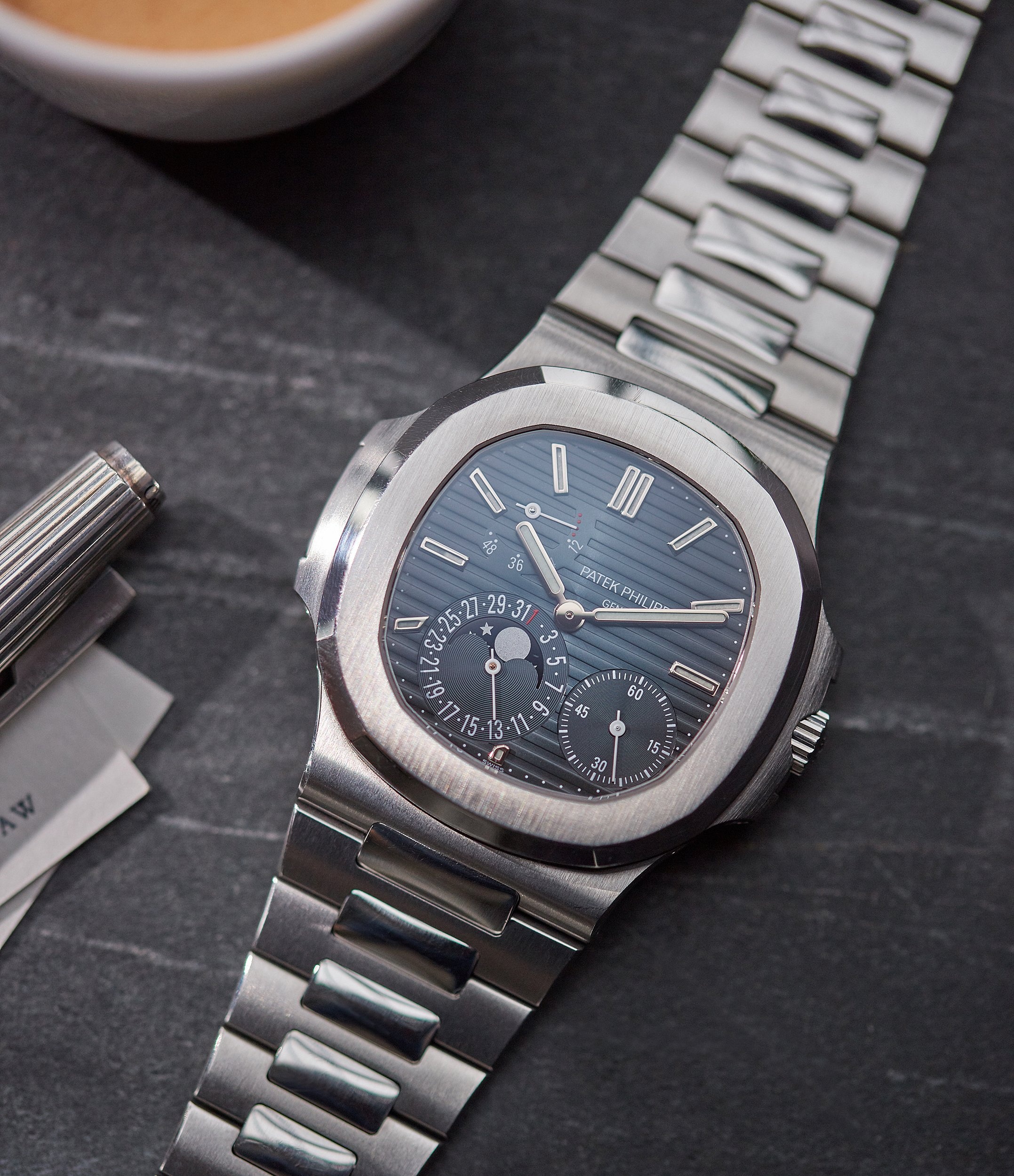 cau thu bong da deo dong ho gi anh 15