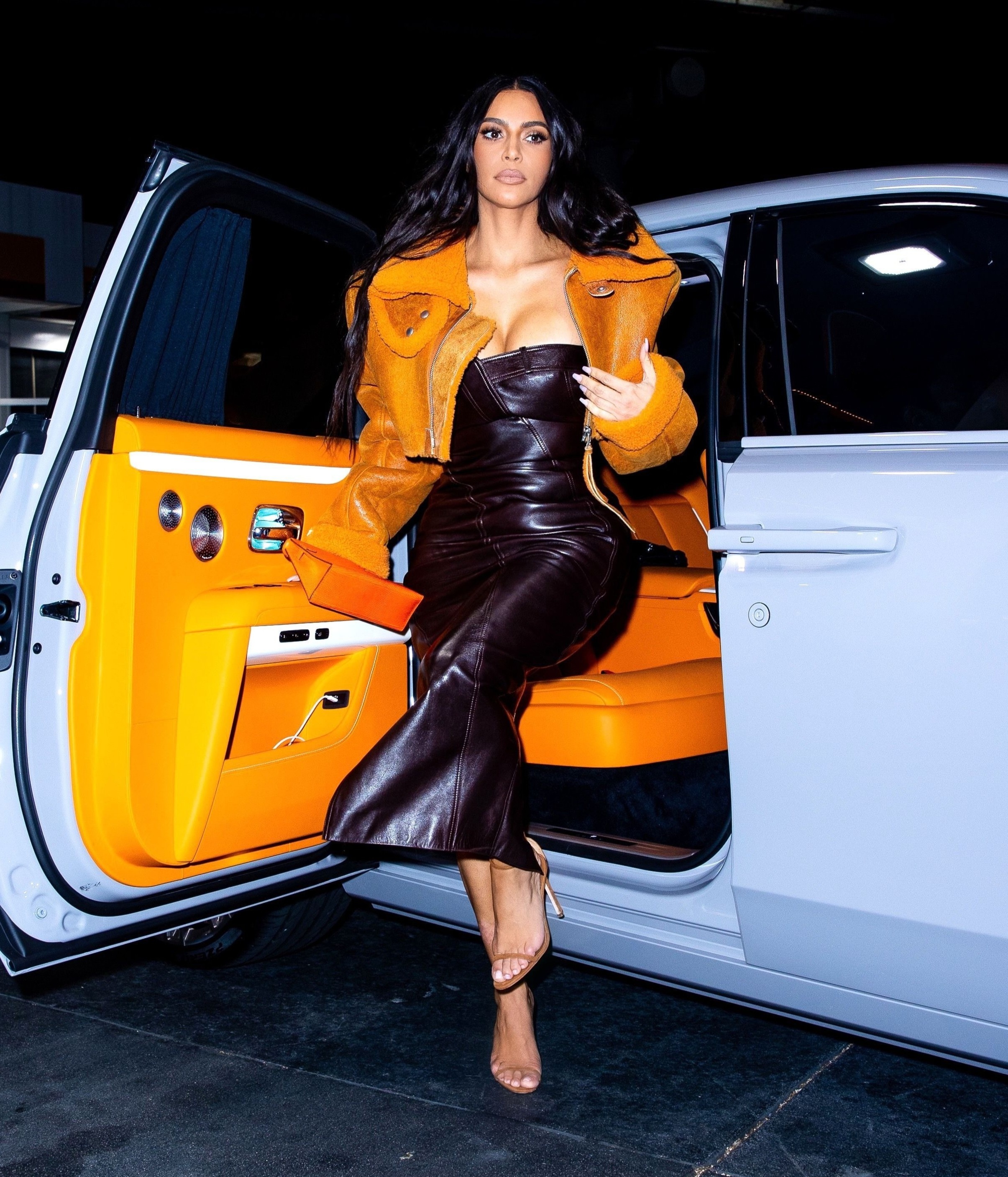 kanye west hỗ trợ kim kardashian kinh doanh ảnh 2 kanye west ho tro kim kardashian kinh doanh anh 2