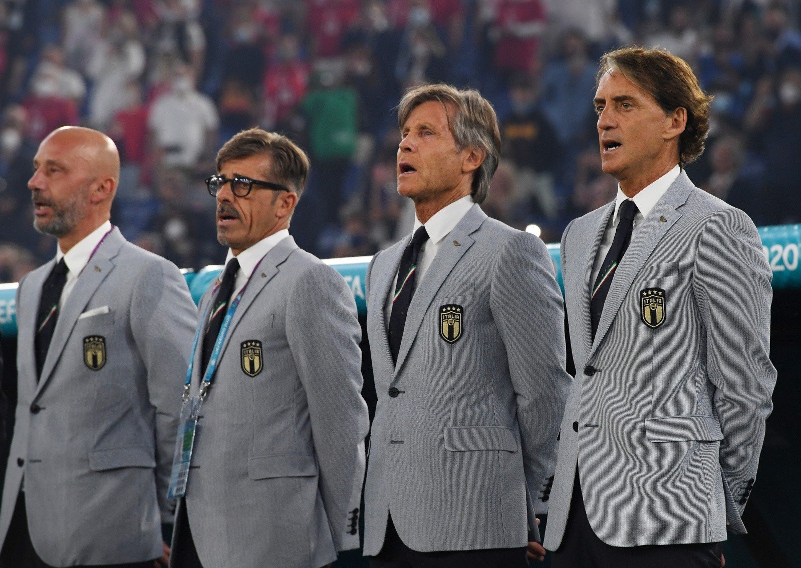 huan luyen vien mac dep va xau tai euro anh 2