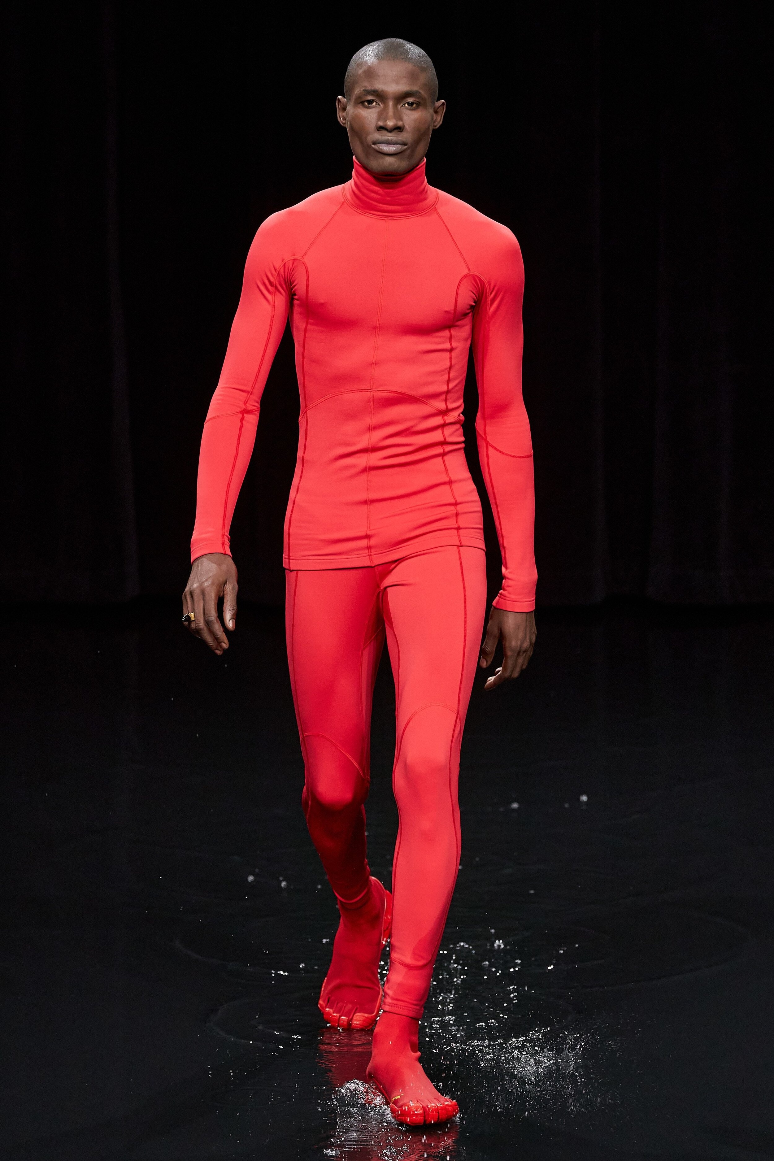 giày 5 ngón chân của balenciaga ảnh 6 giay 5 ngon chan cua balenciaga anh 6