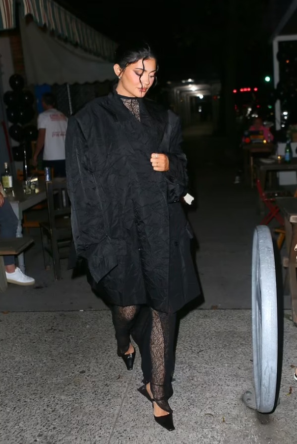 kendall jenner va ban trai anh 2