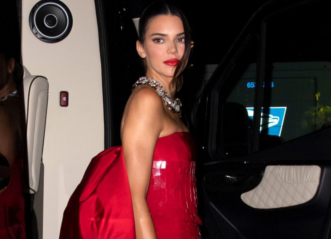 Mot ngay cua Kendall Jenner hinh anh