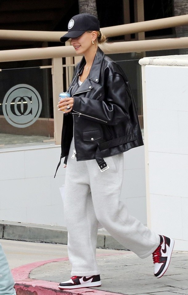 dau an trong van hoa sneakers anh 2